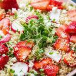 Quinoa salad with strawberries and feta