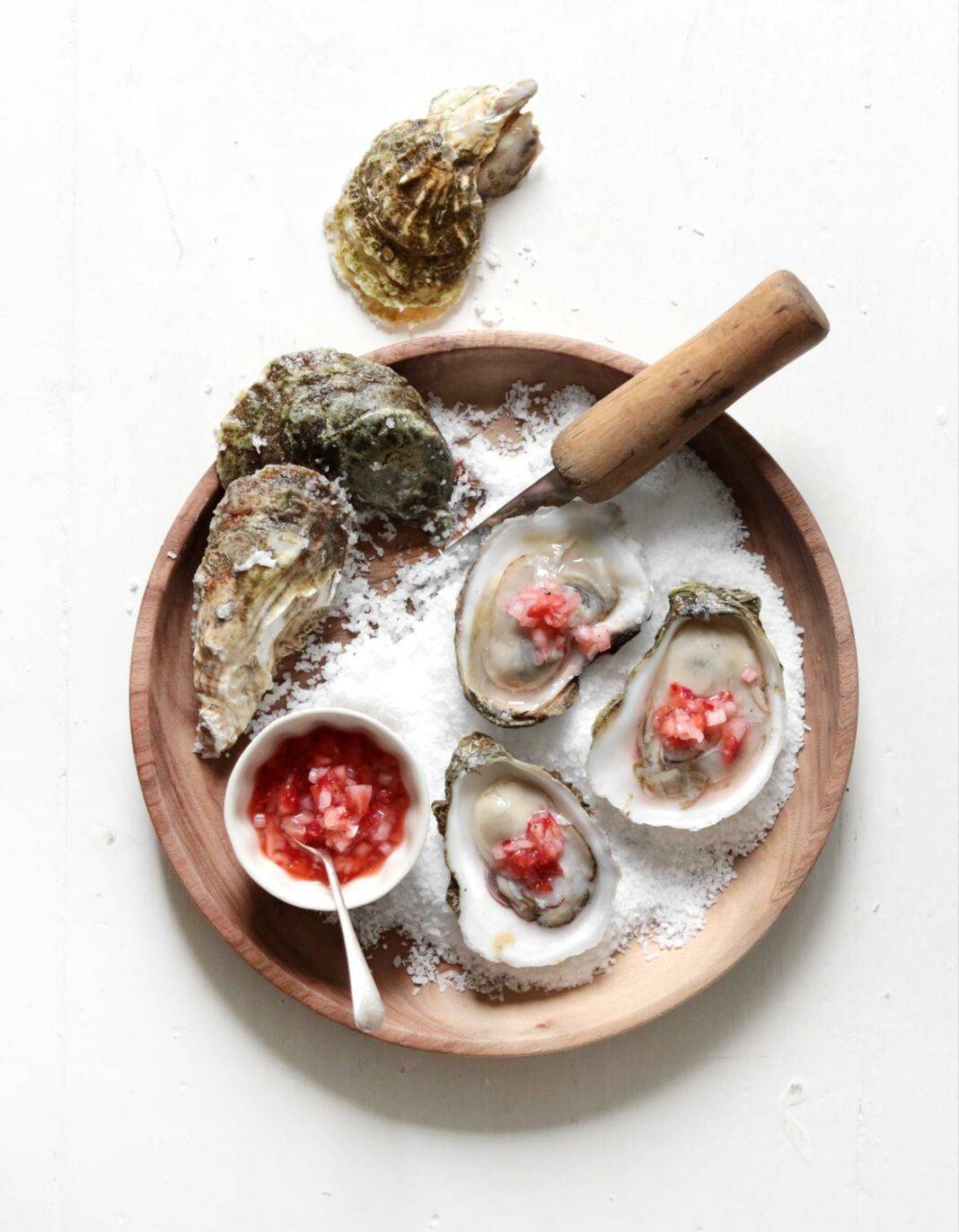 Oysters with Strawberry Mignonette